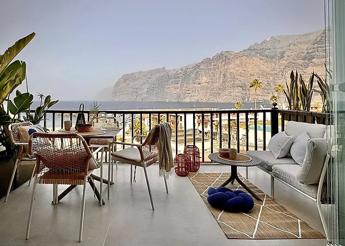 Zama Bella Vista Acantilado de los Gigantes